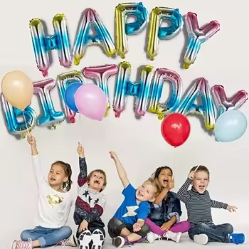 latekso balionas ir folijos balionas išsiskiria?